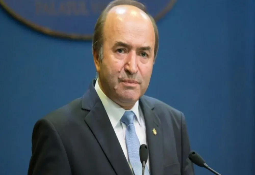 CCR AR PUTEA BLOCA CANDIDATURA LUI CĂLIN GEORGESCU, AVERTIZEAZĂ TUDOREL TOADER