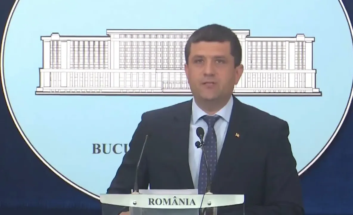 Radu Miruță a publicat factura și a arătat cât a costat concediul în care a plecat cu familia