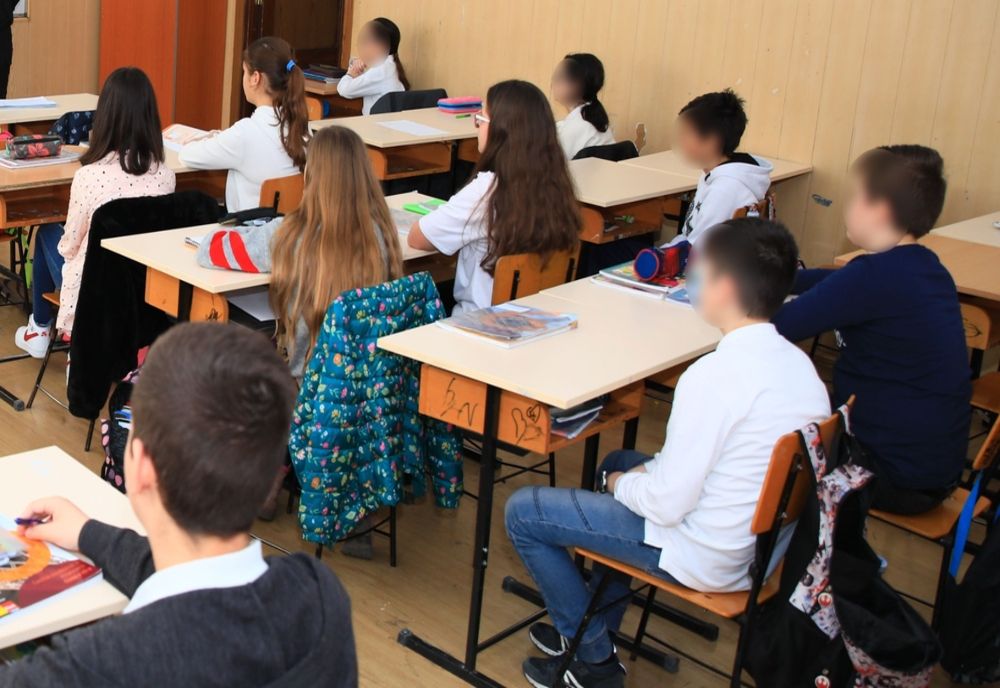 AUR, după întâlnirea cu ministrul Educației: ”Cerem deschiderea tuturor instituţiilor de învăţământ”