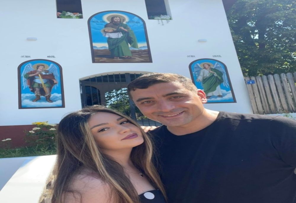 ÎPS Teodosie va oficia nunta lui George Simion din localitatea Măciuca. Ce spune liderul AUR despre cei care critică marele eveniment: Câinii latră...