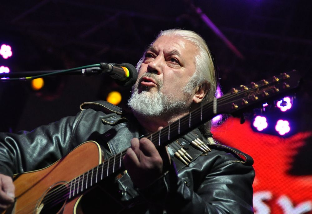 Phoenix, concert la Măciuca. Nicu Covaci: „Am venit să cânt la 10 mii de oameni. George Simion nu mi se pare periculos”