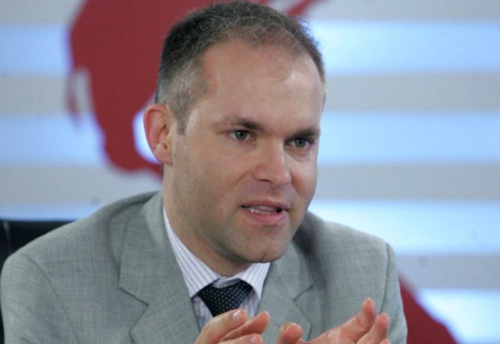 Daniel Funeriu, despre legile educaţiei: Am susţinut cât am putut pe preşedintele Iohannis. Ne-a promis România Educată şi ne trezim cu profesori care au briceagul la beregată