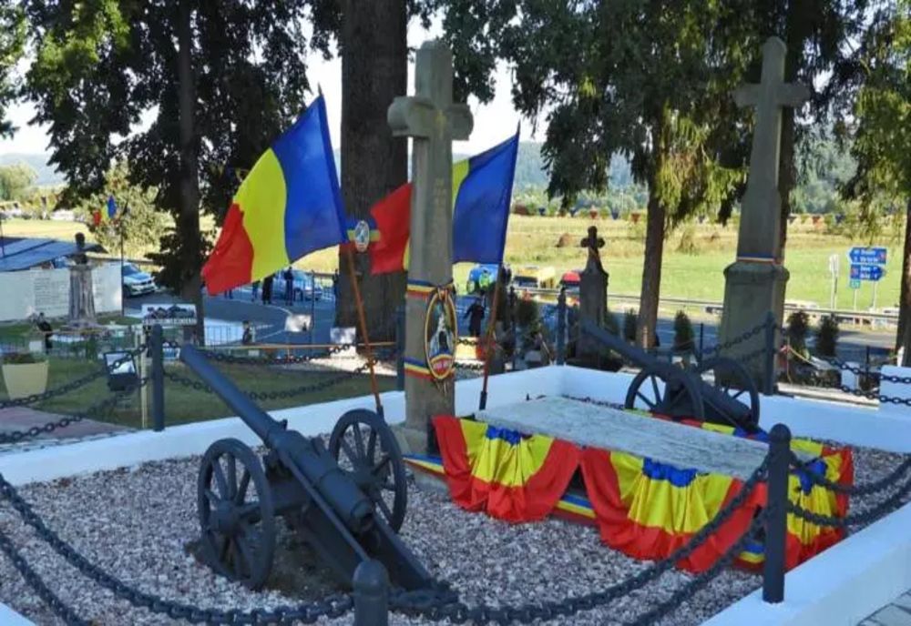 Sărbătoare cu scandal la Țebea: Comemorarea lui Avram Iancu, confiscată de AUR - Scandări și Huiduieli - Jandarmii, pregătiți săă intervină