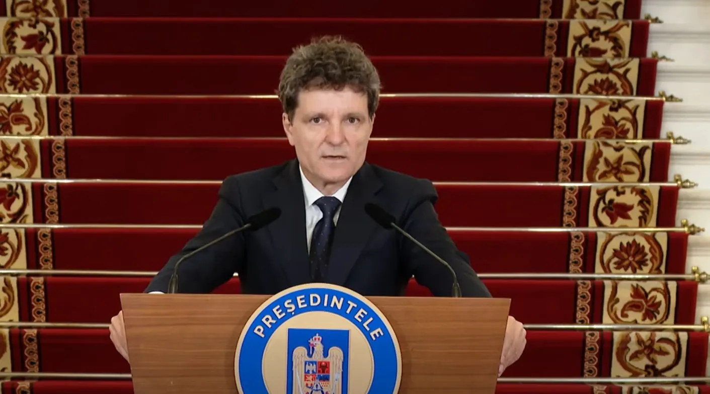 Nicușor Dan, după ce Fitch a păstrat ratingul de țară: „În ciuda zgomotului politic, România funcționează”