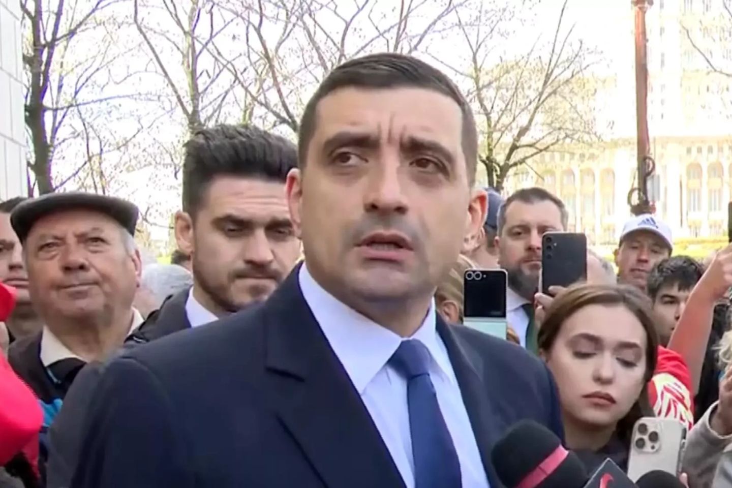George Simion: „Felicitări viitorului prim-ministru al Bulgariei, Rumen Radev, și partidului său pentru victoria categorică din alegeri!”