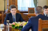 Săptămână crucială pentru noul guvern. Nicușor Dan ar putea convoca noi discuții cu partidele
