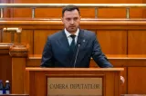 Mihai Enache (liderul deputaților AUR): „PSD, USR și PNL, uniți pentru nota de plată a jafului din pandemie: aproape un miliard de euro pentru vaccinurile nefolosite!”