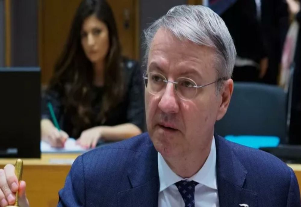 Ambasadorul României în Grecia, George Ciamba, a murit