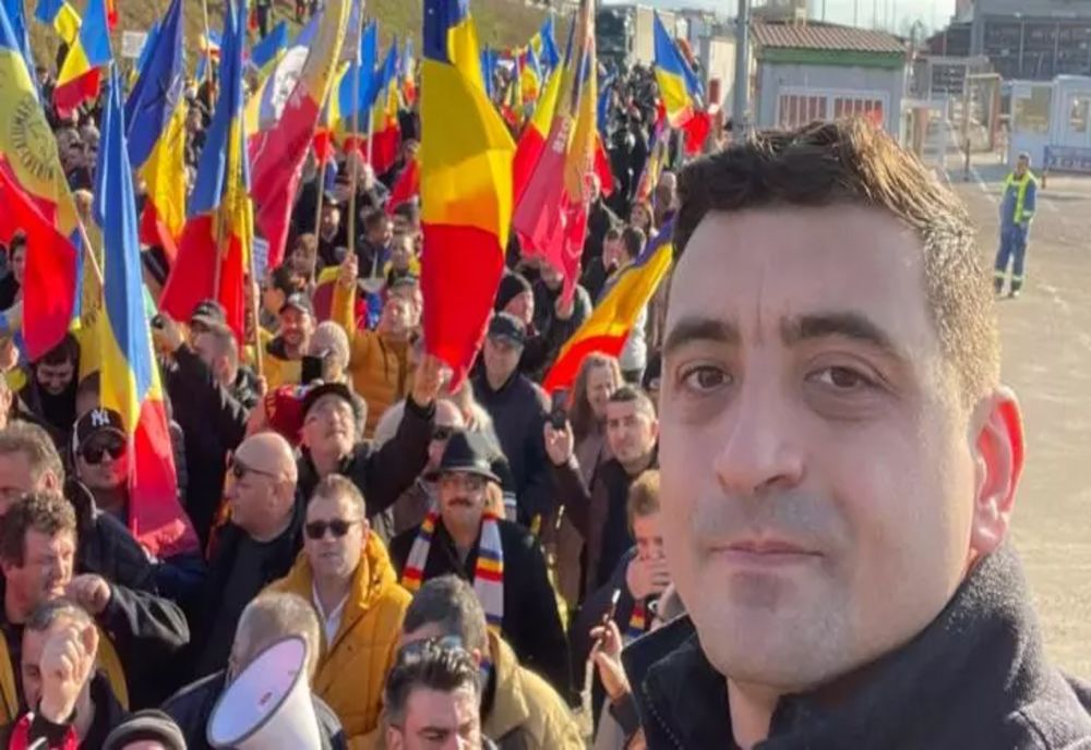 PROTEST la firmele austriece din industria lemnului! George Simion a mers cu câteva mii de protestatari la Sebeș