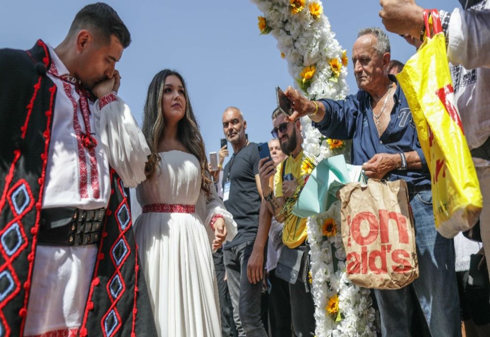 AUR vrea declarație pentru "familia tradițională" - Se pregătește încă un referendum