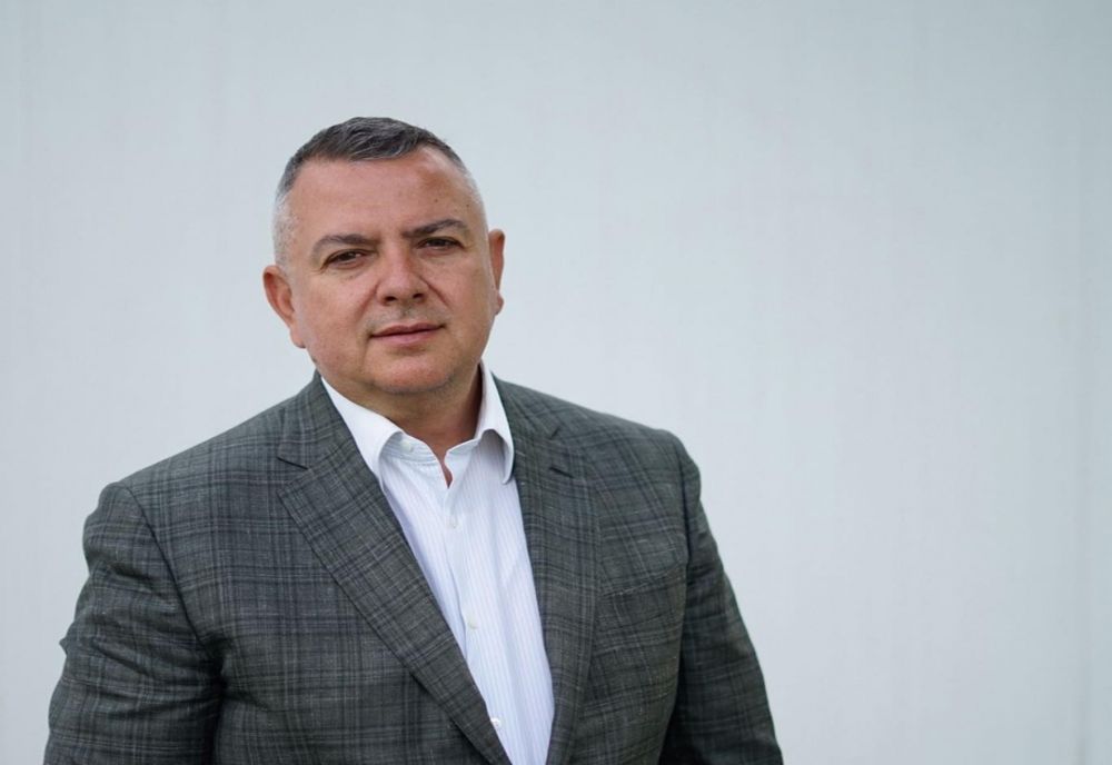 DEPUTATUL AUR, EDUARD KOLER: NU PUTEM VORBI SERIOS DESPRE APĂRAREA NAȚIONALĂ CÂT TIMP INDUSTRIA DE ARMAMENT ROMÂNEASCĂ SE AFLĂ ÎN SUBORDINEA MINISTERULUI ECONOMIEI