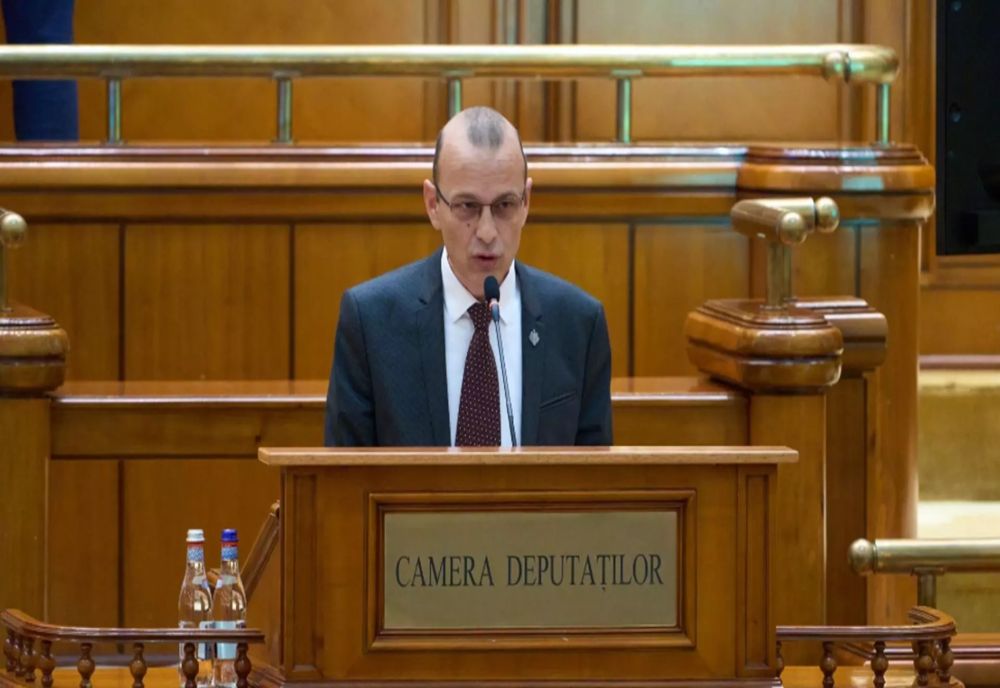 Dominic Fritz „sare rândul” la cetățenie! AUR cere explicații după ce primarul Timișoarei a obținut cetățenia română în timp record! Pentru omul de rând, minimum doi ani, pentru el...un an