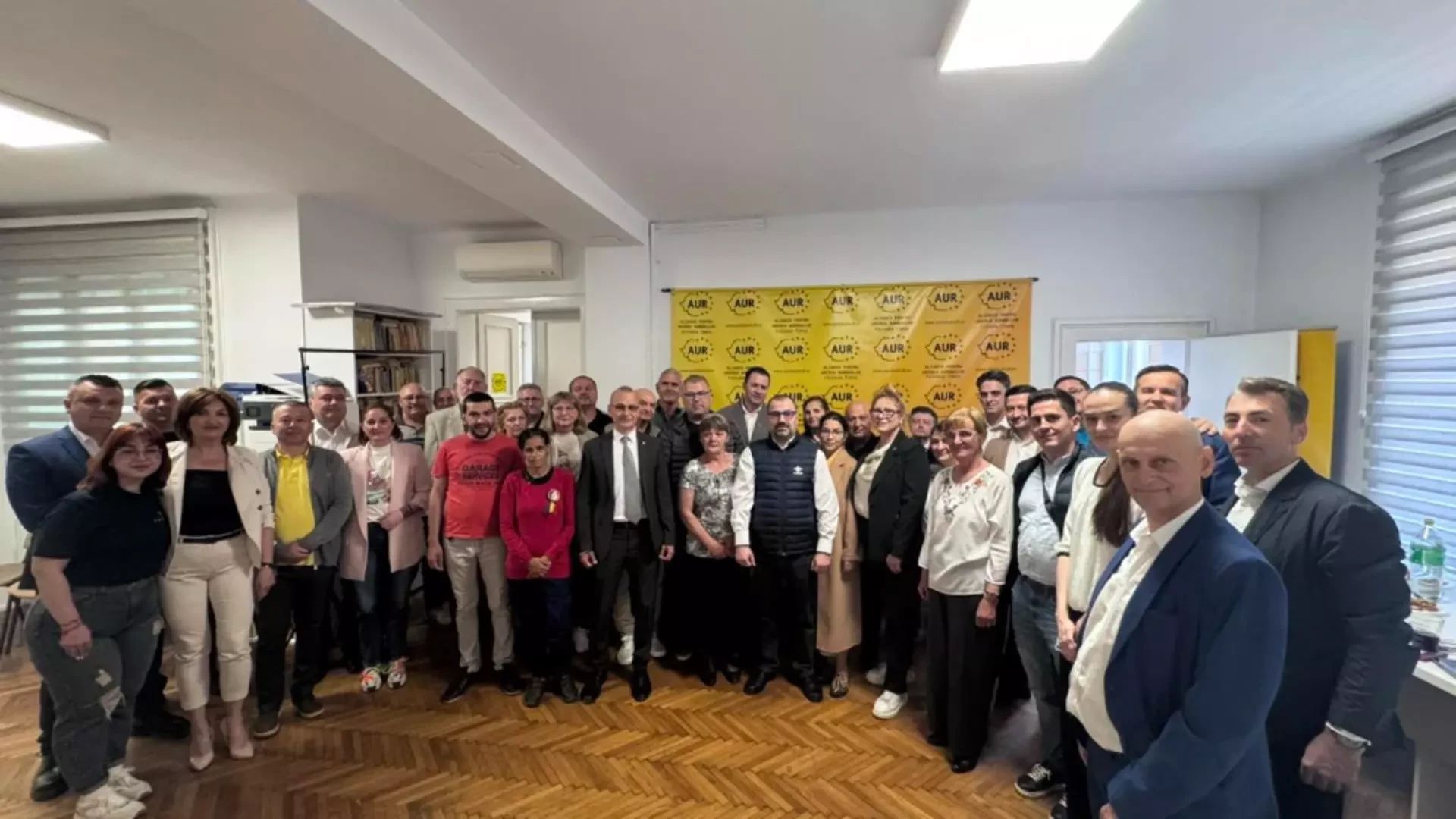 Vizită în sediul AUR