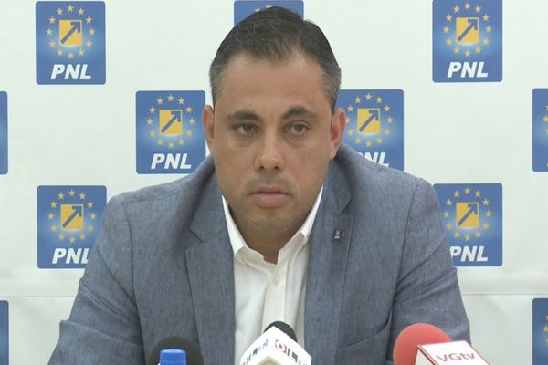 VIDEO: Controverse după ce şeful PNL Olt a cerut beneficii suplimentare pentru persoanele vaccinate