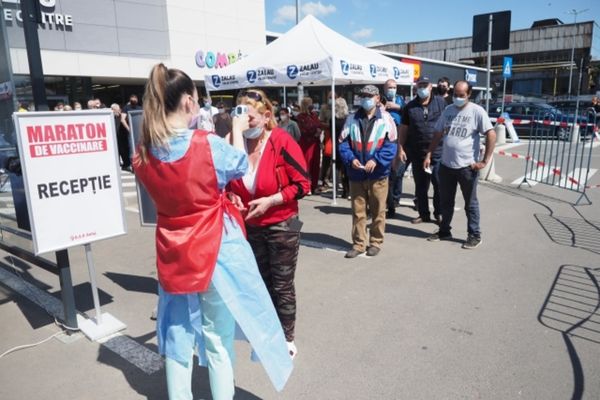 AUR: ”Vaccinarea este un drept, nu o obligație, iar testele nu pot fi impuse!”