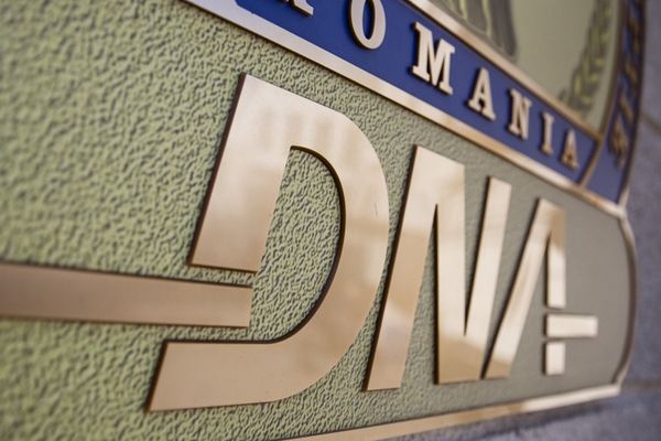 Preşedintele PNL Argeş, şeful organizaţiei municipale Pitești, vicepreşedintele organizaţiei judeţene a liberalilor şi comisarul OPC Argeş, Ovidiu Chiru, urmăriţi penal