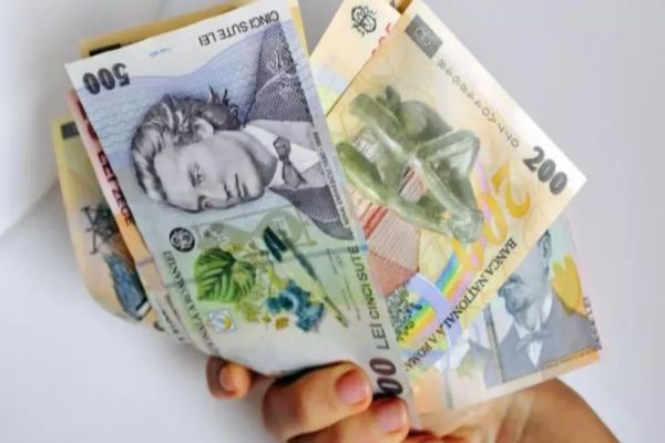 Măsurile fiscale ale Guvernului, analiză la sânge la Culisele statului paralel - Efectele nevăzute asupra românilor