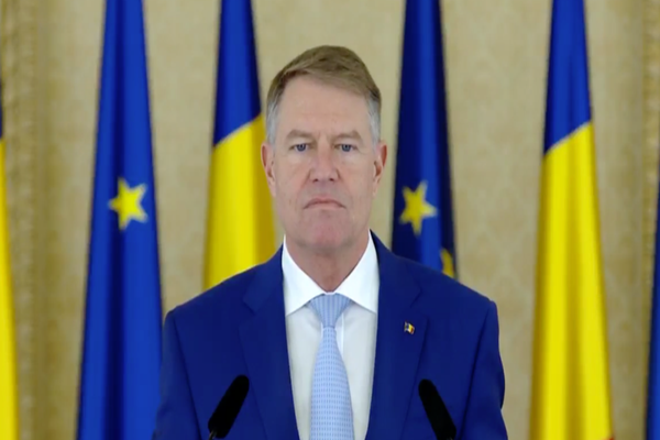 PESTE 160 DE SEMNĂTURI PENTRU SUSPENDAREA PREȘEDINTELUI KLAUS IOHANNIS: INIȚIATIVA A FOST DEPUSĂ OFICIAL ÎN PARLAMENT
