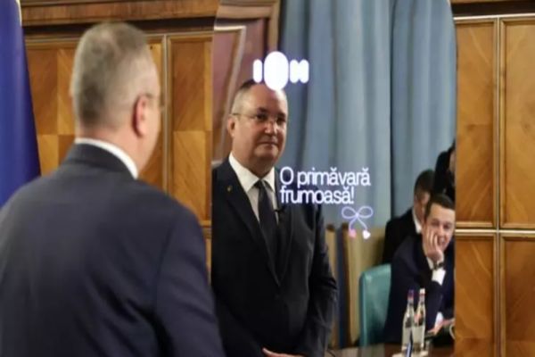 Consilierul-robot ION a "învățat" să fure - Ce a luat chiar de la primăria din Ciugud: "Îți recomandăm să înveți bine legislația românească"
