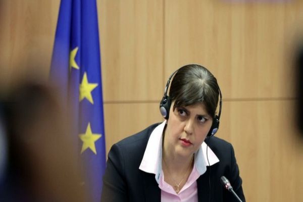 KOVESI: FRAUDA CU TVA ESTE MAI PROFITABILĂ DECÂT TRAFICUL DE PERSOANE ȘI DE DROGURI. ÎN ROMÂNIA, MAFIA ITALIANĂ ȘI CHINEZEASCĂ SE IMPLICĂ PUTERNIC