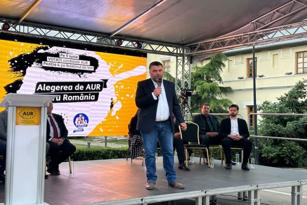 Valentin Roman: Se fac presiuni imense și încercări de intimidare a celor de la AUR