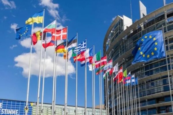 11 țări din UE cer grăbirea negocierilor pentru aderarea Republicii Moldova și Ucrainei