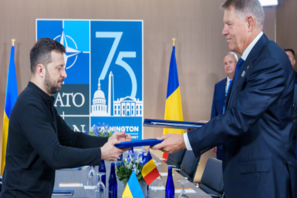 KLAUS IOHANNIS ȘI VOLODIMIR ZELENSKI AU SEMNAT ACORDUL BILATERAL DE SECURITATE