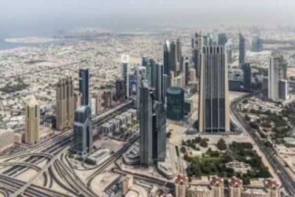 MULȚI BUGETARI AU INVESTIT ÎN IMOBILE DE LUX ÎN STRĂINĂTATE