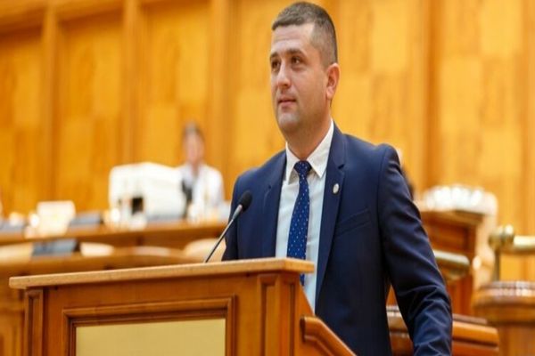 AUR A DEPUS MOȚIUNE SIMPLĂ ÎMPOTRIVA MINISTRULUI ECONOMIEI; DEZBATERE ȘI VOT - LUNI