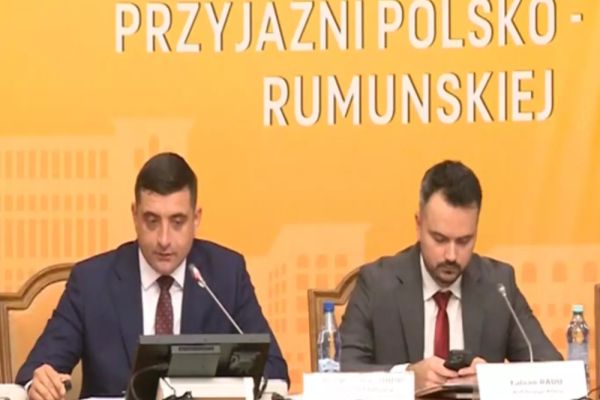 GEORGE SIMION, DISCUȚII LA NIVEL ÎNALT CU LIDERII POLONEZI. „EUROPA DE EST ARE NEVOIE DE LIDERI CURAJOȘI CARE SĂ APARE SUVERANITATEA NAȚIUNILOR NOASTRE”