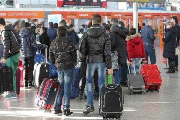 DIASPORA ROMÂNĂ, CEA MAI MARE DIN EUROPA: 6,5 MILIOANE DE ROMÂNI ÎN STRĂINĂTATE