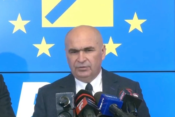 ALEGERI PREZIDENȚIALE. BOLOJAN EVITĂ ÎNTREBĂRILE DESPRE O EVENTUALĂ CANDIDATURĂ ÎN MAI: VĂ MULȚUMESC!