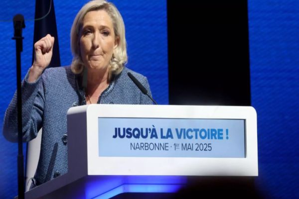 VAL DE SUSȚINERE INTERNAȚIONALĂ DUPĂ VICTORIA LUI GEORGE SIMION. MARINE LE PEN: ROMÂNIA I-A OFERIT URSULEI VON DER LEYEN UN BUMERANG