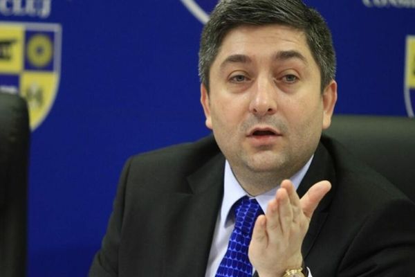 PREȘEDINTELE CJ CLUJ: „ASTĂZI EU, ALIN TIȘE, MĂ RIDIC ÎMPOTRIVA… MEA. M-AM SĂTURAT SĂ FIU, SIMULTAN, ȘI VICTIMĂ ȘI CĂLĂU”