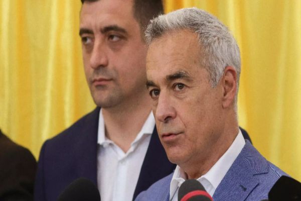 CĂLIN GEORGESCU ÎNCEPE „CURĂȚENIA ÎN TOATE SECTOARELE”, DUPĂ CE GEORGE SIMION AJUNGE LA COTROCENI