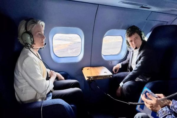 URSULA VON DER LEYEN ȘI NICUȘOR DAN ÎNTÂLNIRE DE GRADUL ZERO LA CONSTANȚA. CE AU DISCUTAT CEI DOI LIDERI - LIVE TEXT/VIDEO