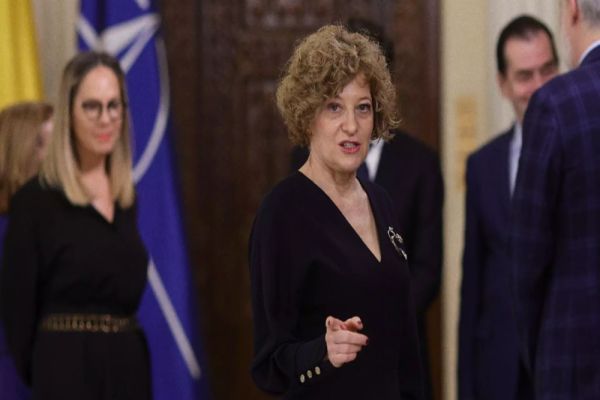 Oana Gheorghiu va coordona reforma companiilor de stat. Mâna dreaptă a lui Bolojan se va ocupa de restructurări