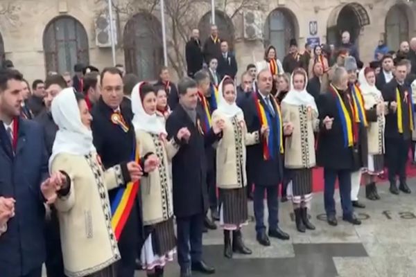 EȘEC total de Ziua Unirii Principatelor Române. Nicușor Dan, huiduit copios la Iași și Focșani VIDEO