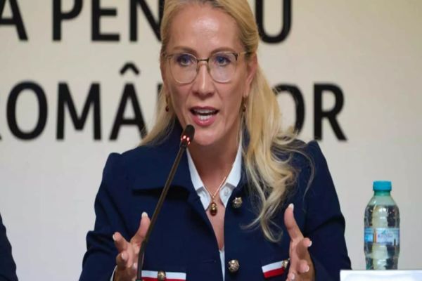 Ramona Bruynseels: „Abrogarea articolului 25¹ din Codul fiscal va deschide poarta pentru externalizarea profiturilor, sub umbrela unor servicii „intangibile” greu de verificat!”