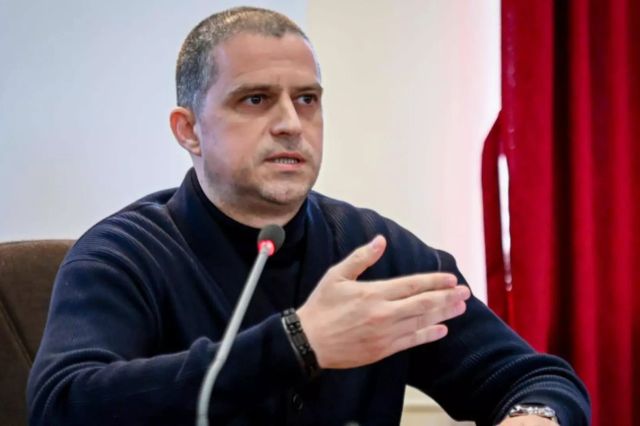 Scandal politic major: Bogdan Trif (PSD) îl atacă pe premierul Ilie Bolojan. Acuzații de „armate de boți” și replici dure de la PNL