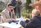 George Simion și alți parlamentari AUR au ieșit cu birourile în curtea Parlamentului