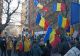 MOBILIZARE URIAȘĂ A ROMÂNILOR LA PROTESTUL AUR: OAMENII NU VOR AUSTERITATE. GEORGE SIMION, ÎN MIJLOCUL MULȚIMII. CIOCNIRI ÎNTRE LIDERUL OPOZIȚIEI, PROTESTATARI ȘI JANDARMI